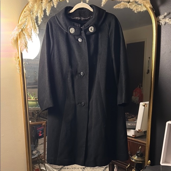 Jackets & Blazers - Heavy Black Women’s Luxurious Coat Classic Winter Outerwear